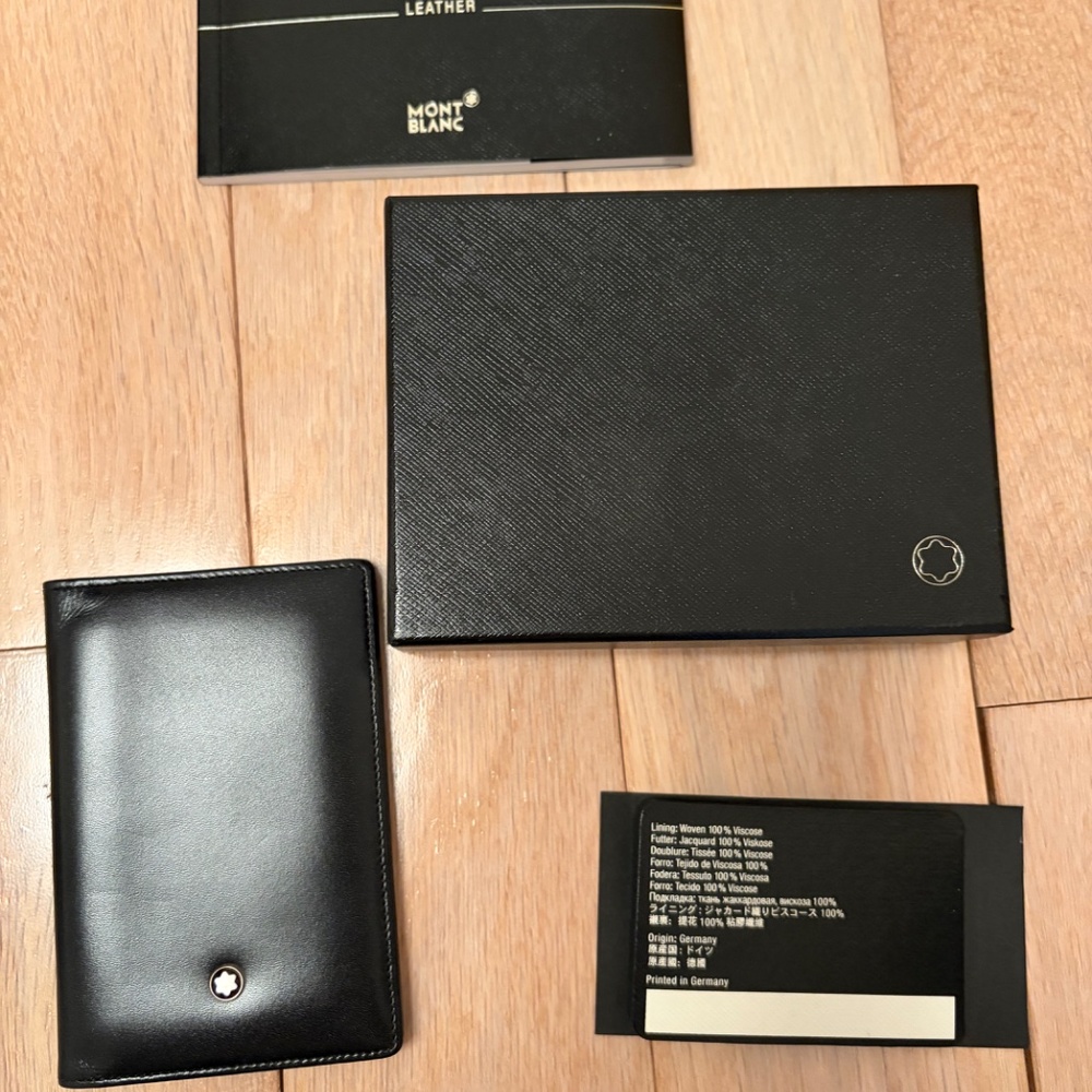 MontBlanc Meisterstuck Card Holder - Picture 2 of 16